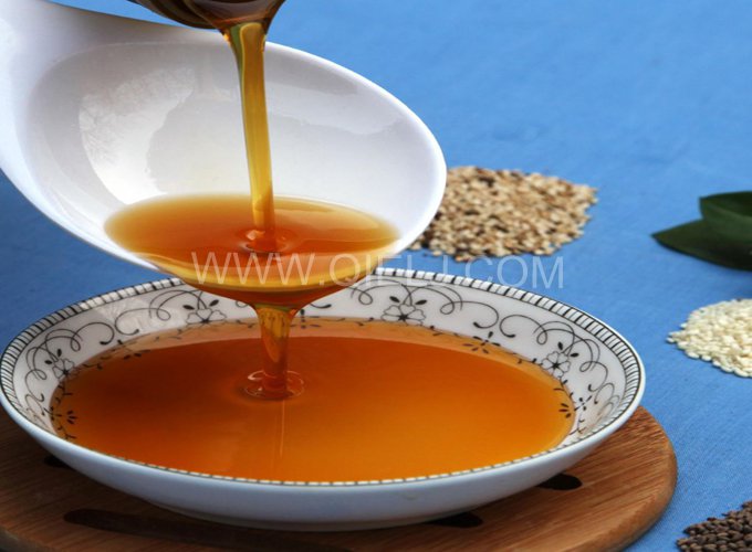 芝麻油提取加工，企鵝糧油機械生產色香味俱佳的油脂(圖1)